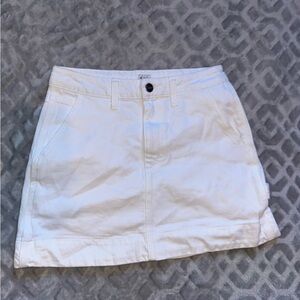 Lee Women's White Skirt